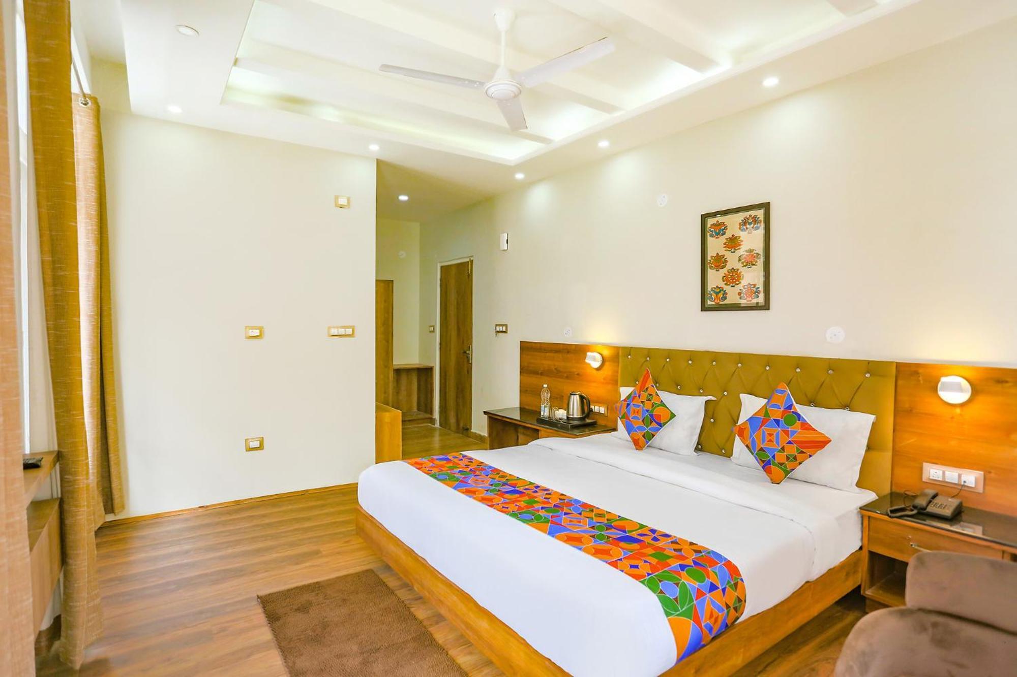 Fabhotel Outhills Manāli Esterno foto