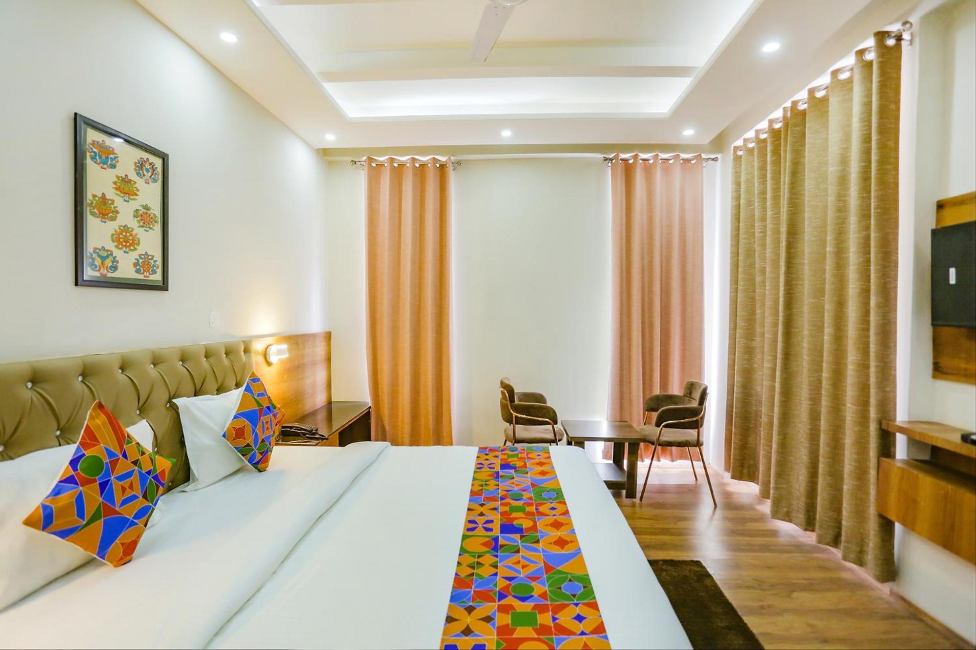 Fabhotel Outhills Manāli Esterno foto