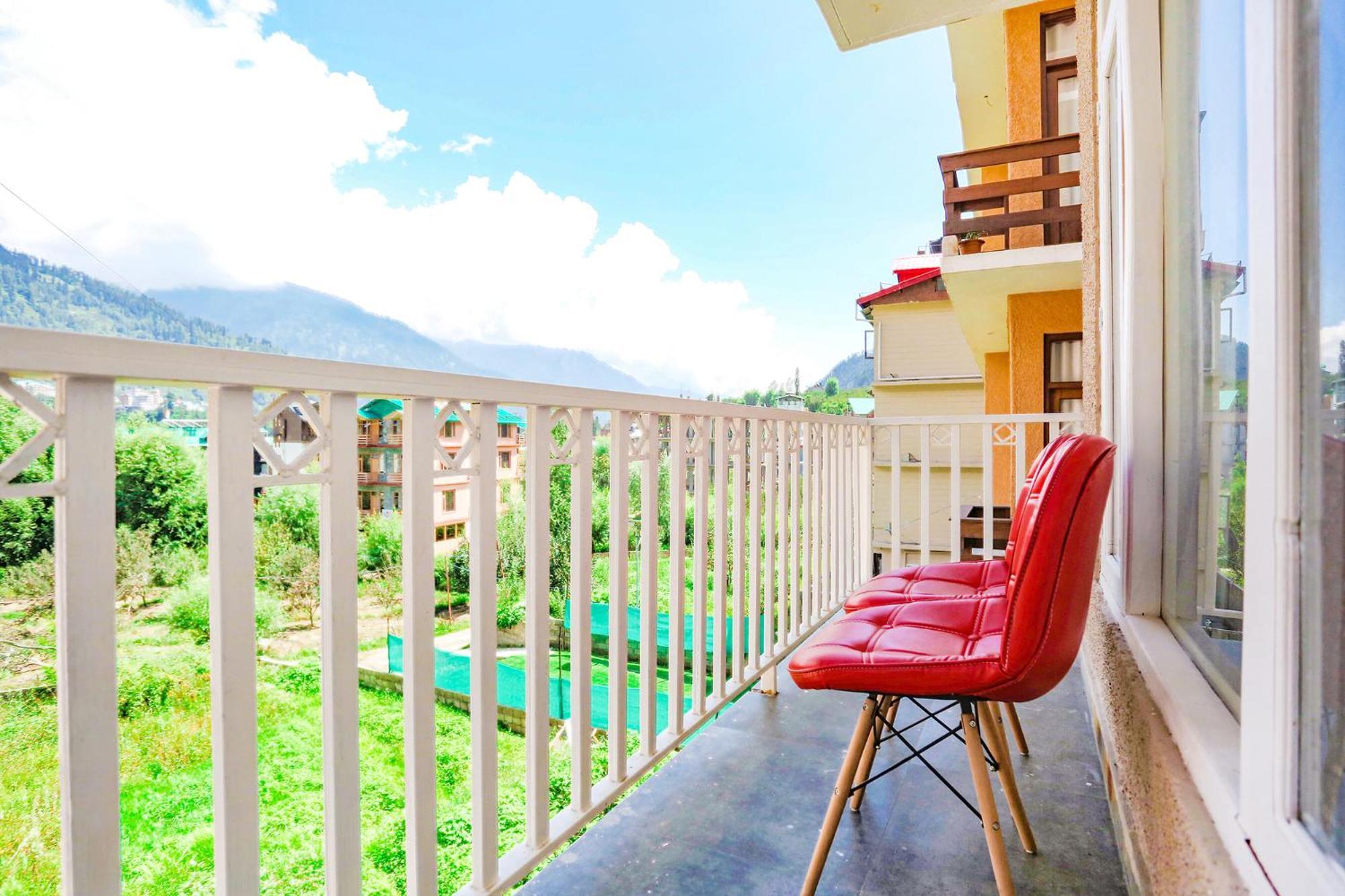 Fabhotel Outhills Manāli Esterno foto